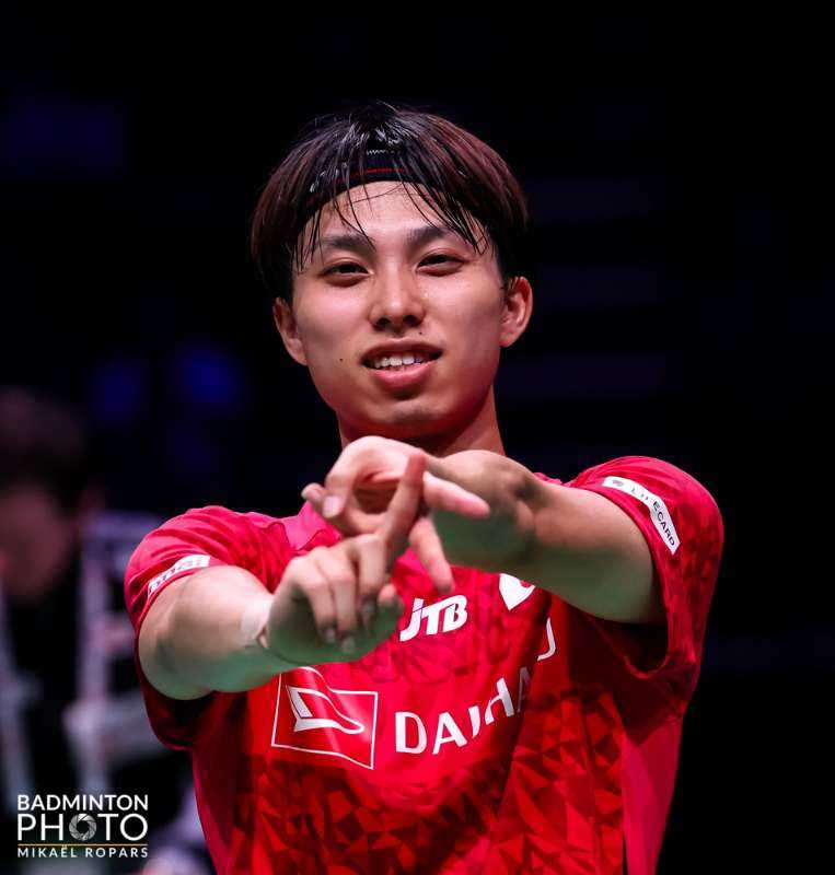 与男足退役 与男足退役