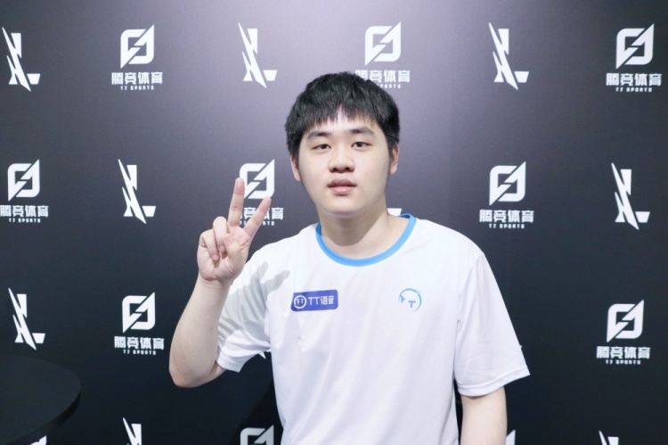 保持阵容稳 保持阵容稳